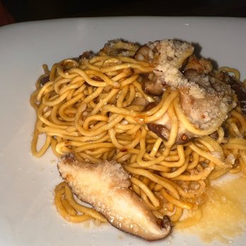 Yard House - Shiitake Garlic Noodles - Bars Near Me - Glendale, Arizona Yard House - Shiitake Garlic Noodles - Bars Near Me - Glendale, Arizona