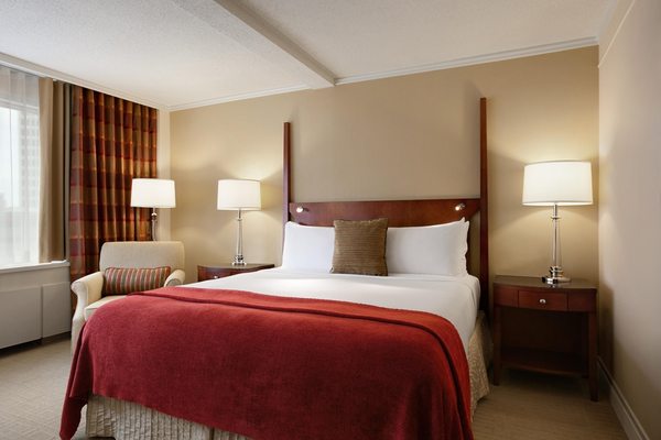 Fairmont Winnipeg by null