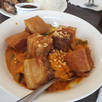 Manila Grill Express - Peanut Pork Kare Kare - Filipino Near Me - Edmonton, Alberta