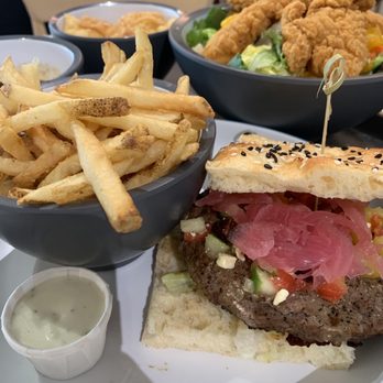 Connections Eatery - Mediterranean burger & general Tao's chicken salad - American Near Me - Lake Buena Vista, Florida