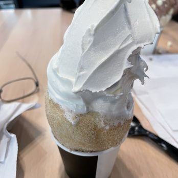 Crispy Cones - Vanilla ice cream - Ice Cream & Frozen Yogurt Near Me - Provo, Utah