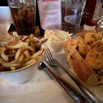 Ivy City SmokeHouse - Fried Shrimp Po ' Boy Sandwich - Seafood Near Me - Washington, DC, District of Columbia