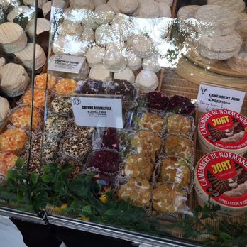 Marché Bastille - Farmers Market Near Me - Paris, 75