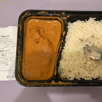 Naanspot- Modern Indian Cuisine - Butter chicken with rice - Indian Near Me - Toronto, Ontario Naanspot- Modern Indian Cuisine - Butter chicken with rice - Indian Near Me - Toronto, Ontario