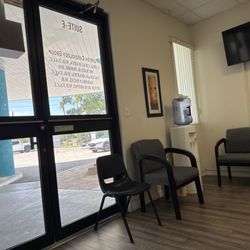 Comfortable and clean reception area. Today I lucked out with it not being too full.