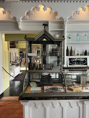 Stabler-Leadbeater Apothecary Museum by null