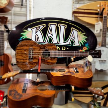 Arizona Music Pro - Lots of ukelele.. - Electronics Near Me - Flagstaff, Arizona Arizona Music Pro - Lots of ukelele.. - Electronics Near Me - Flagstaff, Arizona