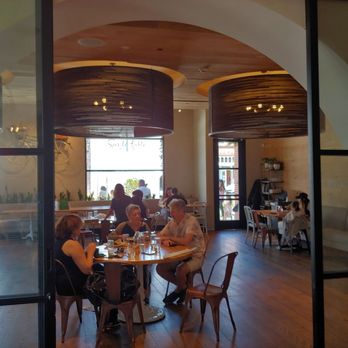 True Food Kitchen - Other inside room/ social distance - Vegetarian Near Me - Pasadena, California True Food Kitchen - Other inside room/ social distance - Vegetarian Near Me - Pasadena, California