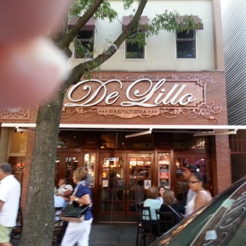 DeLillo Pastry Shop - Bakeries Near Me - Bronx, New York DeLillo Pastry Shop - Bakeries Near Me - Bronx, New York