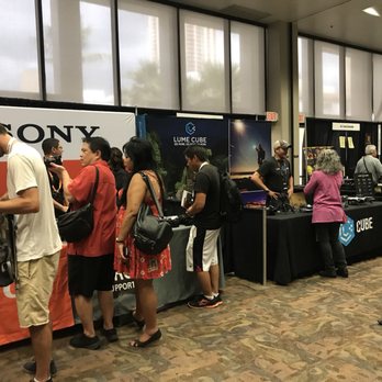 PhotoCON Hawai'i - Festivals Near Me - Honolulu, Hawaii