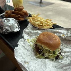 Jr. Cheeseburger Single, Fries, Onion Rings, Freshly Squeezed Lemonade.