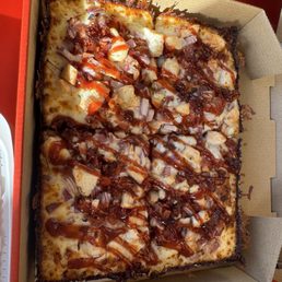 Motor City BBQ Pizzas