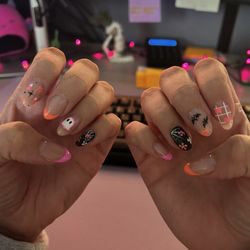 Sky Nails & Spa Saline