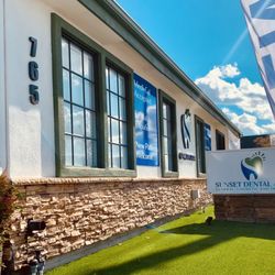 Sunset Dental Arts - Stop putting off coming to the dentist. At Sunset Dental Arts we make it easy and enjoyable to come.
