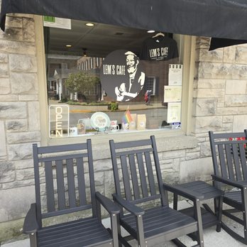 Lem's Cafe - Cafes Near Me - Bardstown, Kentucky