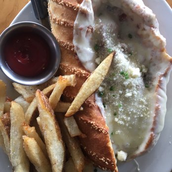 Blue Collar - Ragout with fries - Comfort Food Near Me - Miami, Florida