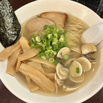R101 Ramen - 6. Yuzu Clam Shio Salt Ramen - Ramen Near Me - Glendale, California R101 Ramen - 6. Yuzu Clam Shio Salt Ramen - Ramen Near Me - Glendale, California