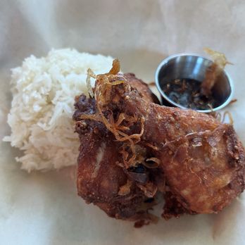Hat Yai - 2 piece Chicken and rice - Thai Near Me - Portland, Oregon Hat Yai - 2 piece Chicken and rice - Thai Near Me - Portland, Oregon