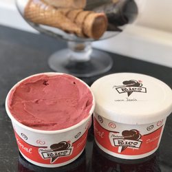 Helados Naturalmente Rico - Medio litro Jazmin y frutos rojos