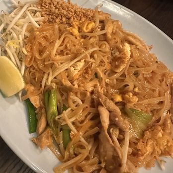 Ruen Pair - Thai Near Me - Los Angeles, California