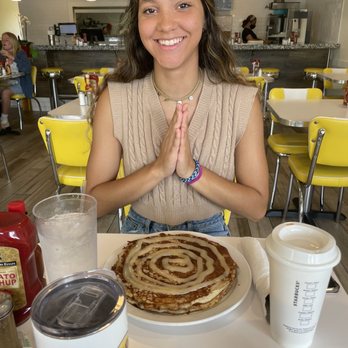 Over Easy - Tavernier - Amazing Cinnamon Roll Pancakes!! - Breakfast & Brunch Near Me - Tavernier, Florida Over Easy - Tavernier - Amazing Cinnamon Roll Pancakes!! - Breakfast & Brunch Near Me - Tavernier, Florida