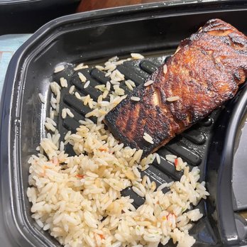 LongHorn Steakhouse - Salmon and Seasoned Rice - Steakhouses Near Me - Toledo, Ohio LongHorn Steakhouse - Salmon and Seasoned Rice - Steakhouses Near Me - Toledo, Ohio