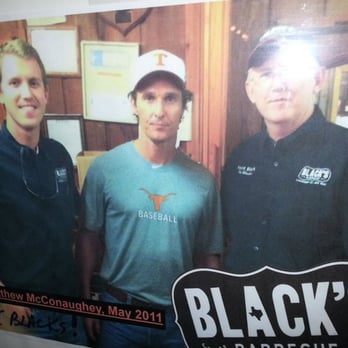 Black's Barbecue Lockhart - Matthew McConnay - sorry lazy to spellcheck his last name was here. Good indicator that this place is good. - Barbeque Near Me - Lockhart, Texas
