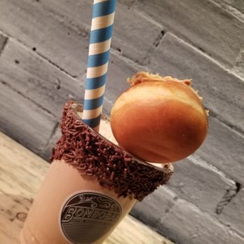 BomboBar - chocolate peanut butter shake - gelato shake - Desserts Near Me - Chicago, Illinois