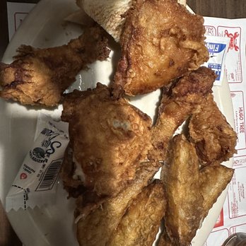 Blacksmith Lounge - Broasted chicken - Lounges Near Me - Hugo, Minnesota