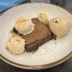 Gather - Delicious peanut butter brownie with gelato. Nom nomnom!!