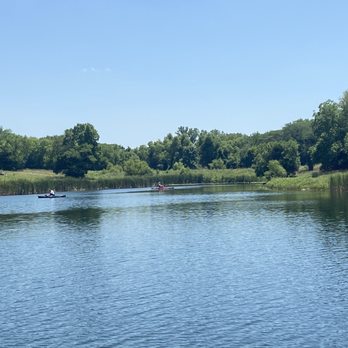 Lexington Lake Park - Lake view with kayakers. - Parks Near Me - De Soto, Kansas Lexington Lake Park - Lake view with kayakers. - Parks Near Me - De Soto, Kansas