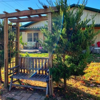 Archway RV Park - One of may places to rest (while watching the kiddos or walking the fur-babies). - RV Parks Near Me - Mount Vernon, Illinois Archway RV Park - One of may places to rest (while watching the kiddos or walking the fur-babies). - RV Parks Near Me - Mount Vernon, Illinois