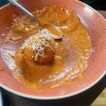 Olives and Oil - Arancini  (No serving spoon twice until I asked) - Bars Near Me - New Haven, Connecticut