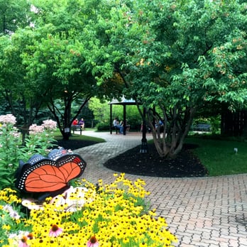 Cap’s Ice Cream - There are benches and tables where you can sit and enjoy the park and shade. - Ice Cream & Frozen Yogurt Near Me - Mount Prospect, Illinois Cap’s Ice Cream - There are benches and tables where you can sit and enjoy the park and shade. - Ice Cream & Frozen Yogurt Near Me - Mount Prospect, Illinois