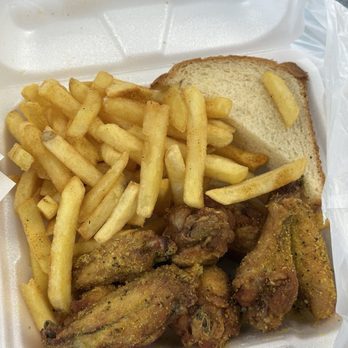 Exotic Wings & Things - Lemon pepper 10pc Reg fries - Chicken Wings Near Me - Birmingham, Alabama Exotic Wings & Things - Lemon pepper 10pc Reg fries - Chicken Wings Near Me - Birmingham, Alabama