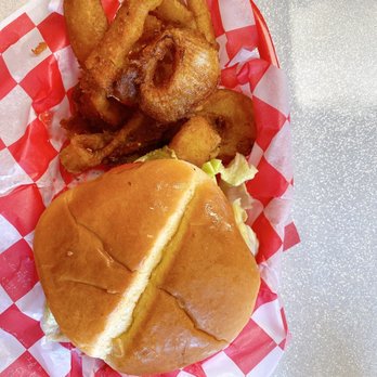 Billy Bob's Dairyland - Cheeseburger and onion rings. - Burgers Near Me - Branson, Missouri