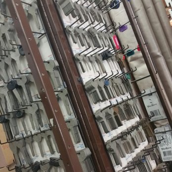 Universal Mail & Business Center - Mailbox Centers Near Me - Studio City, California
