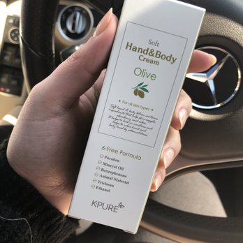 Horizon Nail and Spa - Olive lotion to take with me everywhere - Nail Salons Near Me - Edgewater, New Jersey