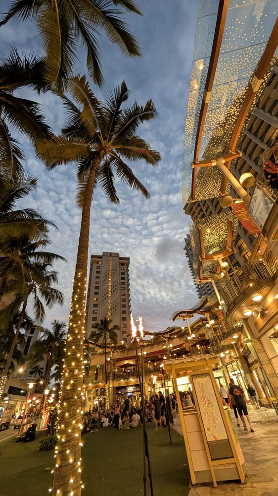 Waikiki Beach Walk