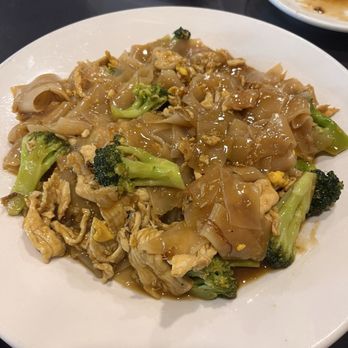 Thai Kitchen - #3 Pad Zee Eew - Thai Near Me - Austin, Texas Thai Kitchen - #3 Pad Zee Eew - Thai Near Me - Austin, Texas