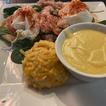Toasted Turtle Tavern - Crabby Benedict - Food Trucks Near Me - Elkhart, Indiana Toasted Turtle Tavern - Crabby Benedict - Food Trucks Near Me - Elkhart, Indiana