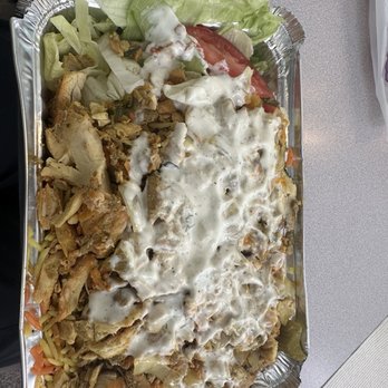 The Halal Kitchen - Chicken over rice $9 - Food Trucks Near Me - New York, New York