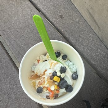 Yogurtland - Ice Cream & Frozen Yogurt Near Me - Downey, California
