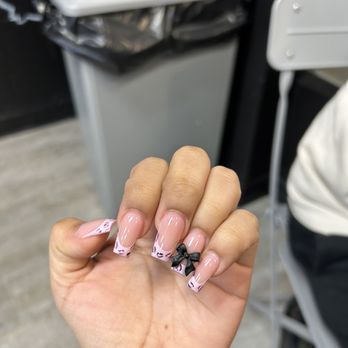 JK Nails - Beautiful nails - Nail Salons Near Me - Los Angeles, California