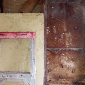 Dan the Honeyman - After Dan finished removing the honeycomb and bees. - Pest Control Near Me