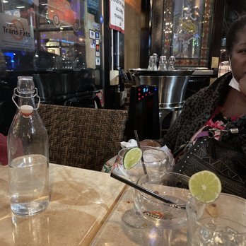 Guapo's Cocina & Bar - Bad Sitting - Mexican Near Me - Gaithersburg, Maryland