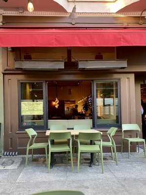 Roam Artisan Burgers by null