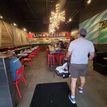 Luna Pizzeria - Inside - Pizza Near Me - Houston, Texas Luna Pizzeria - Inside - Pizza Near Me - Houston, Texas