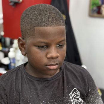 Headquarters Barbershop - Shadow fade - Barbers Near Me - Lawrenceville, Georgia Headquarters Barbershop - Shadow fade - Barbers Near Me - Lawrenceville, Georgia