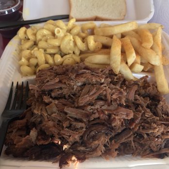 Rosako's Restaurant - Chopped brisket with fries and mac & cheese - Soul Food Near Me - Bedford, Texas